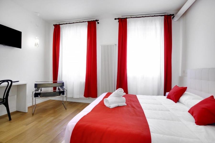 Fenix La Boheme Apartment เวนิส ภายนอก รูปภาพ