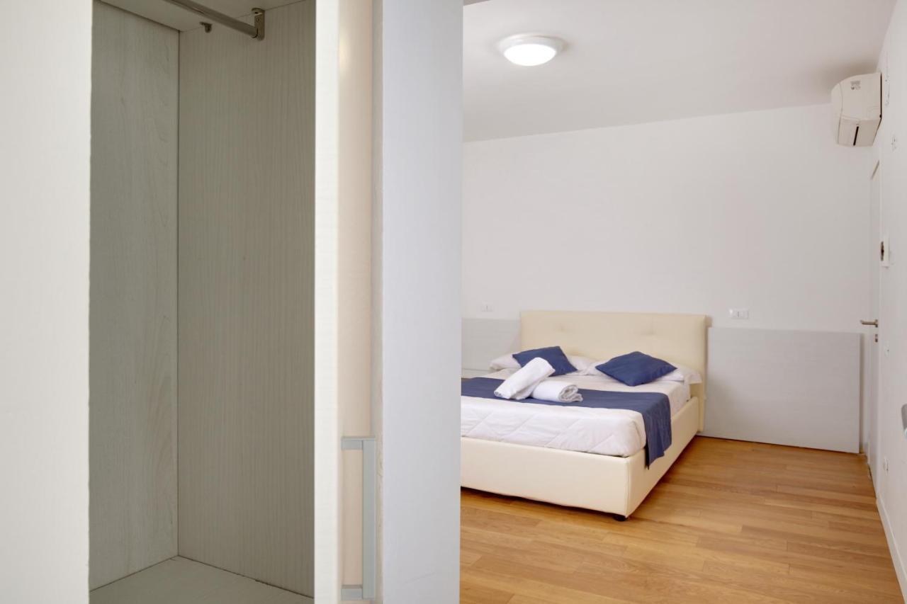 Fenix La Boheme Apartment เวนิส ภายนอก รูปภาพ
