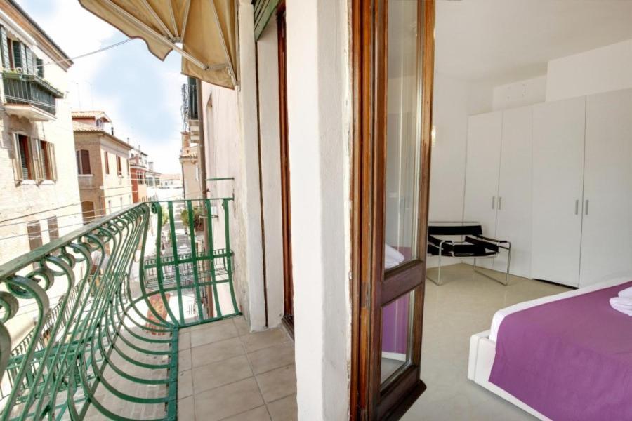 Fenix La Boheme Apartment เวนิส ภายนอก รูปภาพ
